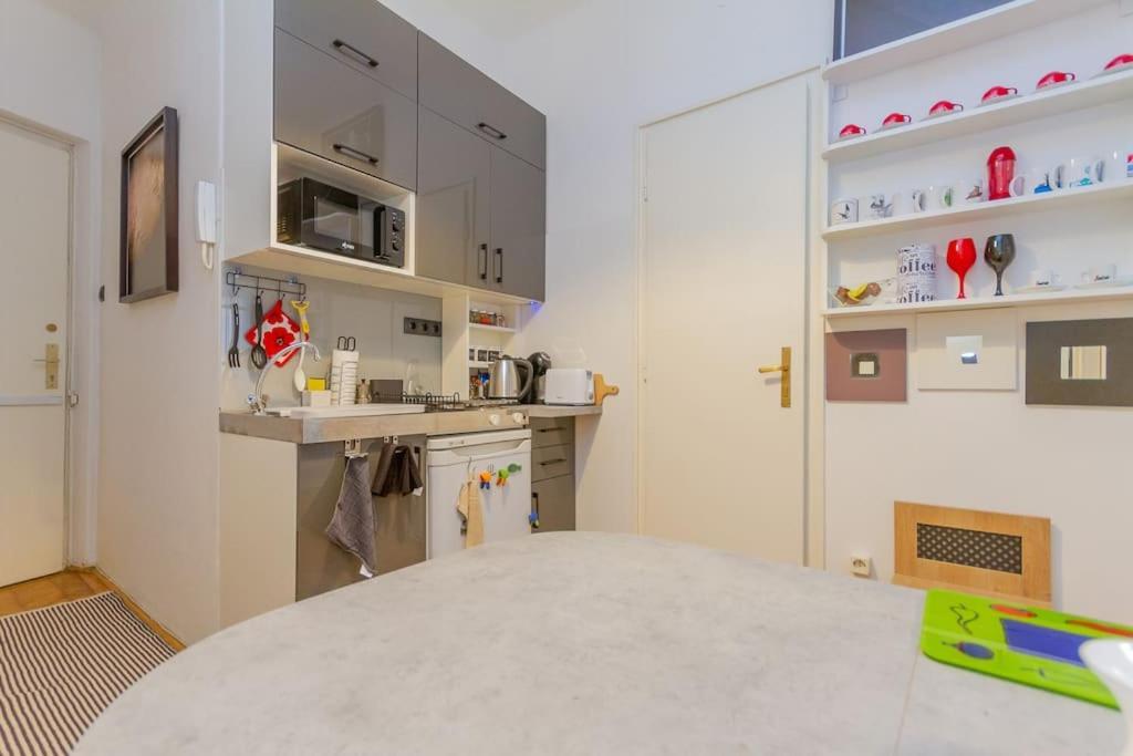 Poppy'S Home By The Danube By Nw บูดาเปสต์ ภายนอก รูปภาพ